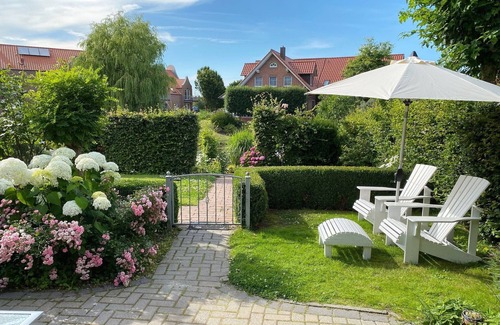 Greetsiel Apartment | "Am SielUfer" - Top condominium in a top location in the Ankerhaus am Siel