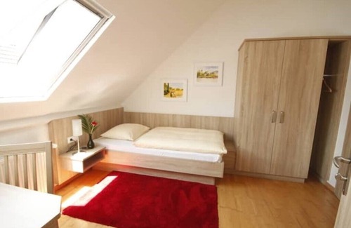 Hassmersheim Apartment | Am Treidelpfad | Landhotel | Wirtshaus | Weingarten