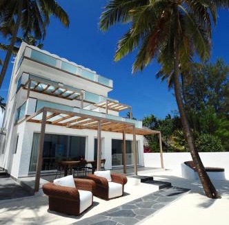 Kiwengwa Apartment | Amani Home - Mbili Junior Suite