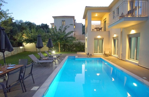Makriotika Villa | Amarianos Villas