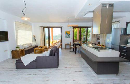 Agia Kiriaki Apartment | Amaryllis House