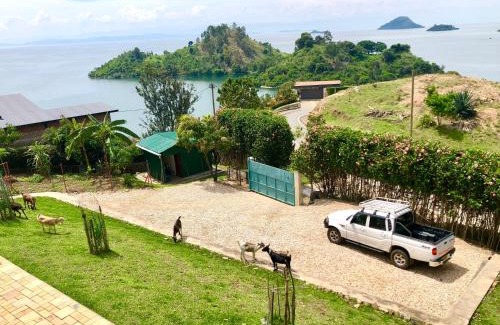 Kibuye House | Amazi Land Home and Farm Stay