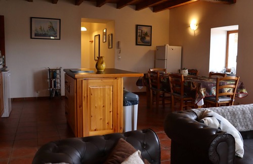 Canaules-et-Argentieres Apartment | Amazing air-conditioned apartment with private roof terrace in a Provençal Mas