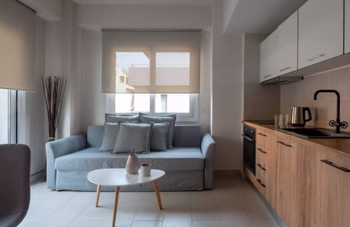 Kinosargous Apartment | Amazing 1BR Apartment in the Heart of Athens