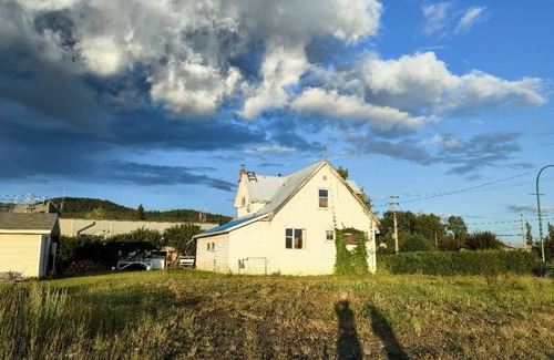 Fort St. James Bed & Breakfast | Amazing 2-bedroom bed & breakfast in Fort St. James