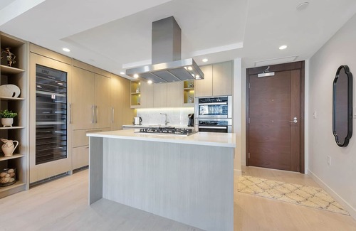 Mount Pleasant Apartment | Amazing 2 bedroom at Avenue One