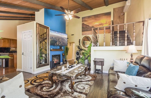 La Presa House | Amazing 4 BDRM 2 Bath Home With Breathtaking Views!
