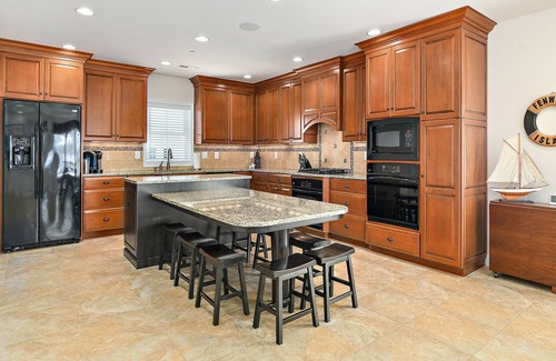 Keen-Wik On the Bay House | Amazing 5BR 6.5BA Home with a Private Pool, Ready for Making Family Memories!