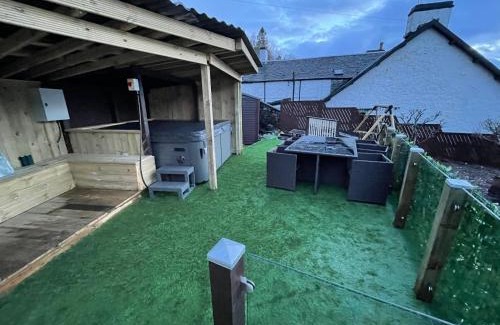 Arrochar House | Amazing Alps and Loch views - HOT TUB and pet friendly