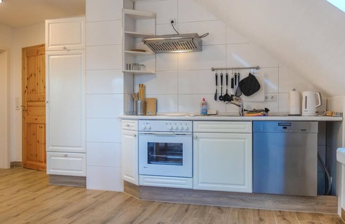 Loxstedt Apartment | Amazing apartment in Loxstedt with WiFi