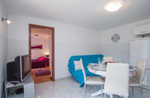 Duga Luka Apartment | Amazing apartment in Labin with kitchen