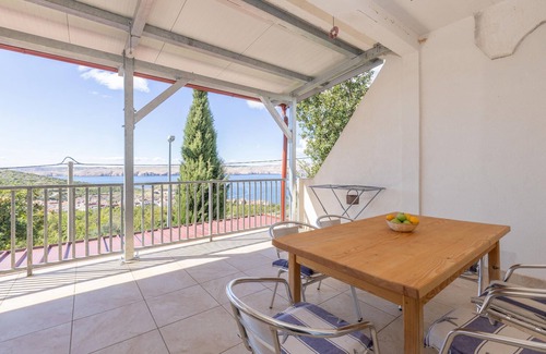 Stinica Apartment | Amazing apartment in Stinica