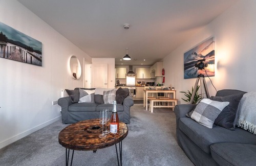 Reading Apartment | AMAZING Apt perfect for Business/Work