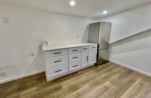 Cypress Hills Apartment | Amazing bright Studio near metro