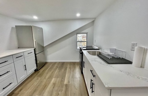 Cypress Hills Apartment | Amazing bright Studio near metro