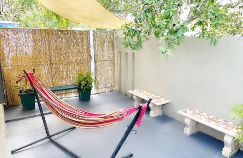 Ludlam House | Amazing & cozy Duplex near Zoo Miami !