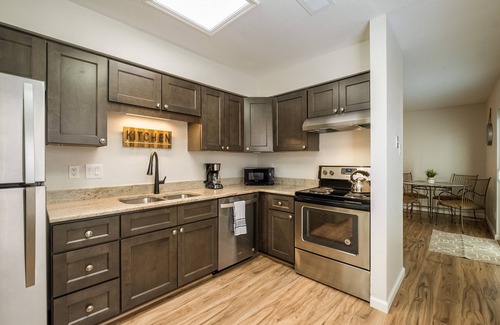 Northeast Heights Apartment | Amazing, Cozy, Safe, Near Hiking and Biking