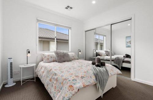 St Leonards House | Amazing family home opposite a park & sleeps 10