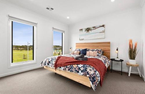 St Leonards House | Amazing family home opposite a park & sleeps 10