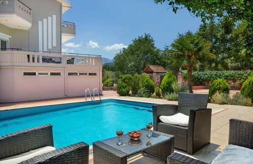 Apokoronas Villa | Amazing family vacation in a unique villa