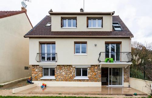 Orsay Apartment | Amazing flat, Paris suburb, near Versailles ,Orly