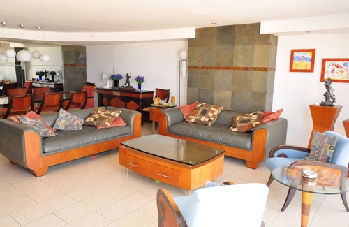 Salinas Apartment | Amazing Front Beach Apartment in Salinas