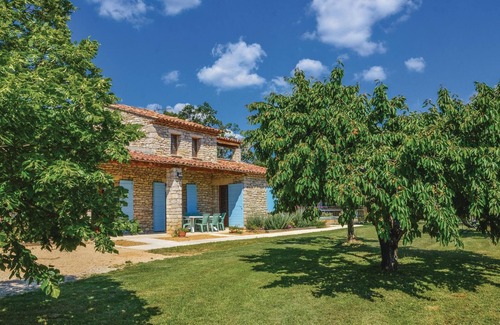 Sainte-Croix-a-Lauze House | Amazing home in Sainte Croix-à-Lauze
