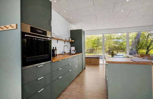 Sømarken House | Amazing home in Aakirkeby with WiFi