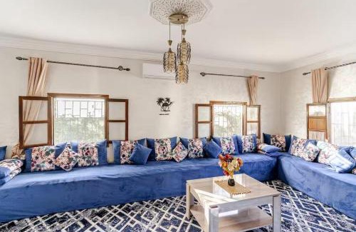 Agafay House | Amazing Home in Agafay With Pool & garden