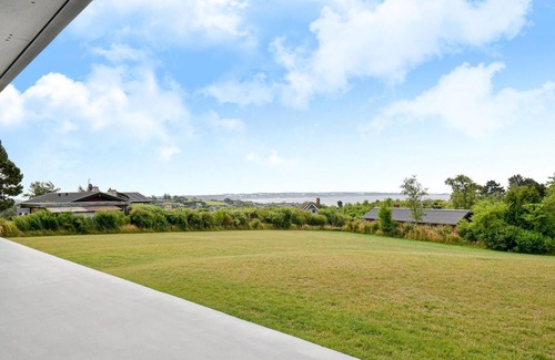 Handrup Strand House | Amazing home in Ebeltoft with WiFi