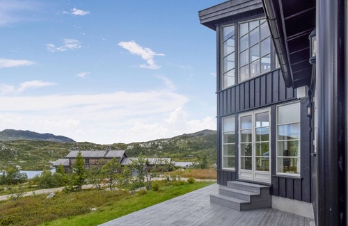 Fla Municipality House | Amazing home in Eggedal with kitchen