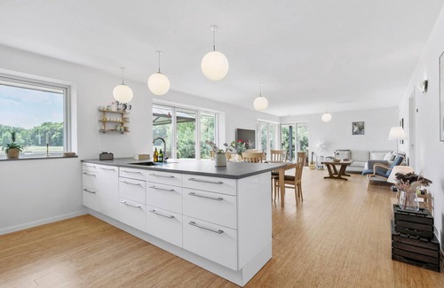 Fjellerup Strand House | Amazing home in Glesborg with WiFi