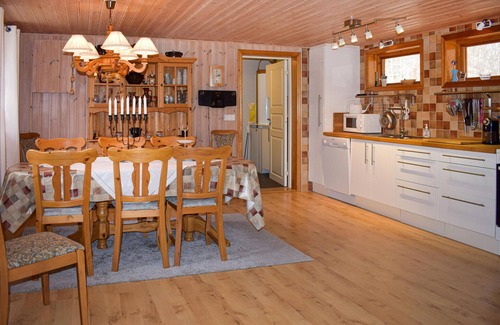 Vassmolösa House | Amazing home in Johannishus