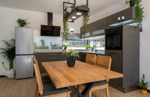 Boljevici House | Amazing home in Krsan with sauna
