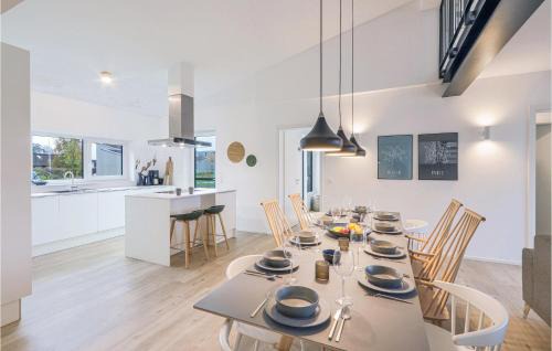 Altes Amt Lemforde House | Amazing Home In Lembruchdümmer See