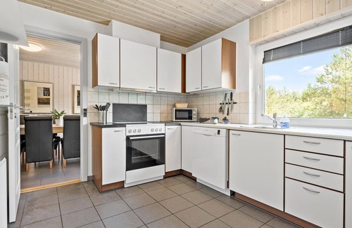 Lodbjerg Hede House | Amazing home in Ringkøbing with sauna