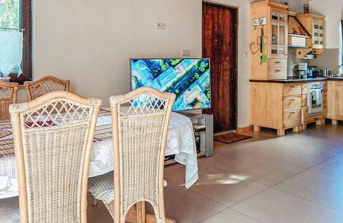 Santoczno House | Amazing home in Rybakowo with kitchen