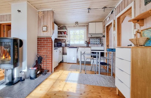 Sjusjoen House | Amazing home in Sjusjøen with WiFi
