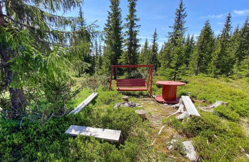 Sjusjoen House | Amazing home in Sjusjøen with WiFi