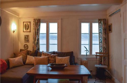 Arendal House | Amazing Home In Staubø With Wifi
