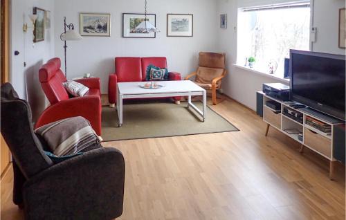 Strand House | Amazing Home In Tau With House Sea View