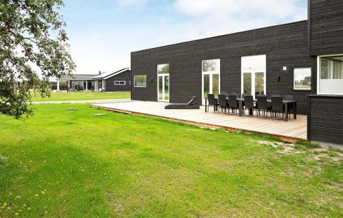 Vejby House | Amazing Home In Vejby With Kitchen