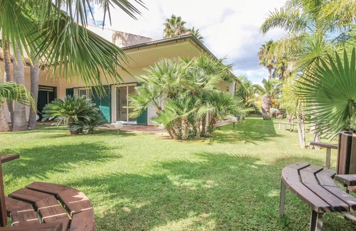 Vittoria House | Amazing home in Vittoria (RG)