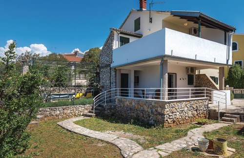 Zaboric House | Amazing home in Zaboric with kitchen