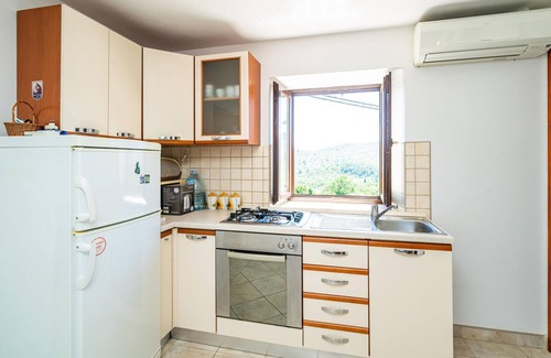 Kobas House | Amazing home in Zaton Doli with kitchen