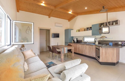 Chiaramonte Gulfi House | Amazing home in Chiaramonte Gulfi