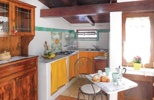 Sant'Egidio del Monte Albino House | Amazing home in St.Egidio del M.Albino