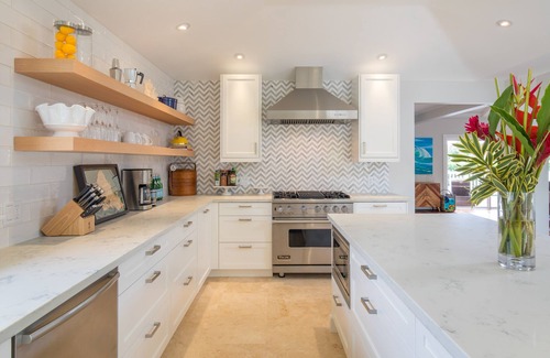 Kailua House | ★ Amazing ★ Kailua Bliss Beach House ★ Pool! Game Room! 1 House from the Beach