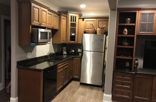 Salem House | Amazing Lake Keowee Home! Private Dock, Fire Pit, and Bunk House by the water!