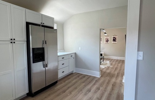 Alma Apartment | Amazing New Remodeled 2-bedroom apartment in welcoming Alma with WiFi, AC